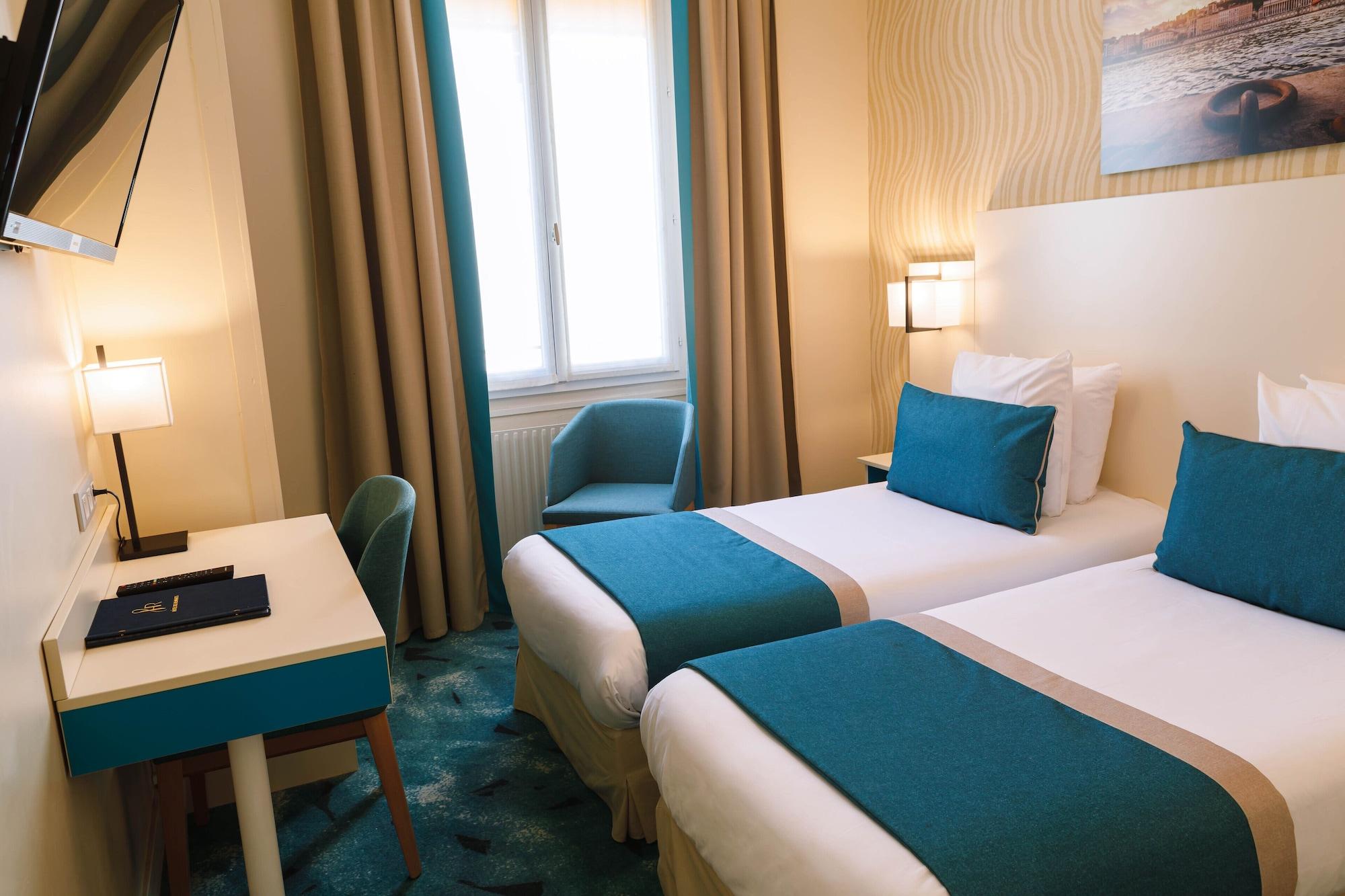 Des Remparts Perrache Hotel 3*